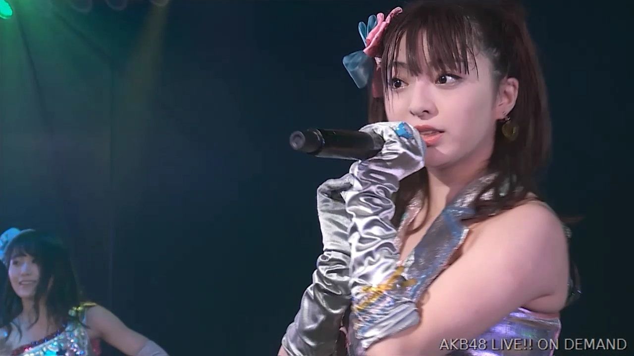 Akb48佐藤七海のジョリ脇画像にマニア歓喜wwチーム8岩手県代表ななみんのワキに黒ごま 激太りで太った姿からの復活も話題に Akb48劇場公演キャプ 大人じゃん