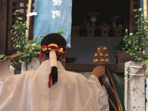 37291726_1590045427772172_1923256256017989632_n