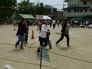 559482_228118583964870_100003001910575_375804_1061916542_n