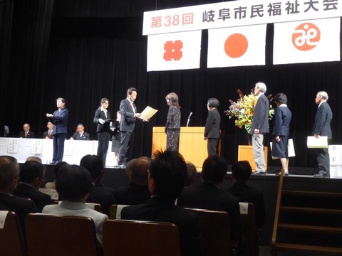 14670602_995044443938943_1822949763678922429_n