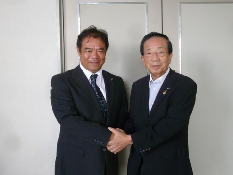 320459_280668842043177_2094295837_n