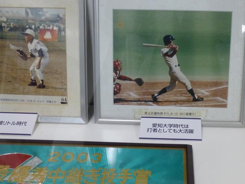 563755_371324589644268_42938297_n