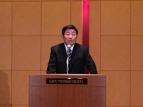 935515_374189472691113_356700862_n