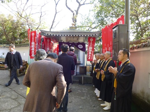 544047_328491570594237_710451923_n