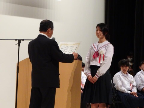 36087834_1559009364209112_1809965902196637696_n