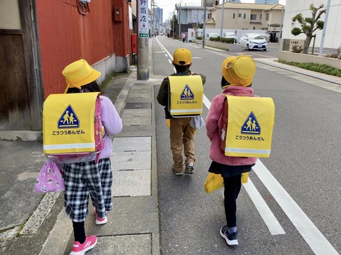 331012947_1300114730535679_2143937259373175612_n