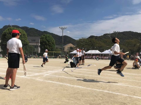 70074243_2221112747998767_1439328220464807936_n