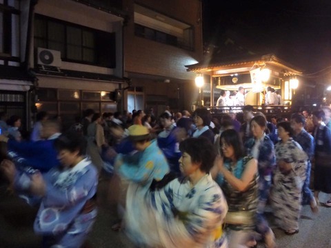 11223899_752146688228721_5009923171166338686_n