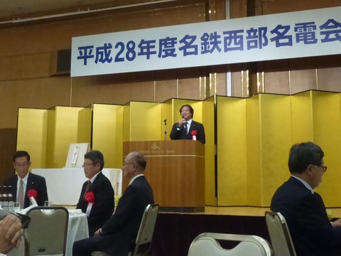 14717108_995586273884760_3562910747087680804_n