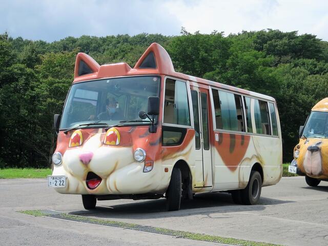 猫バス 三菱ローザ 改造してみました 那須どうぶつ王国 わんにゃんバス 編 まつもとあずさ が3番線にまいります