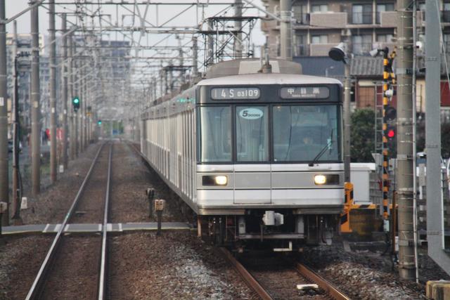 東京メトロ・03系～18メートル車、最後の活躍へ（東武20000系もね