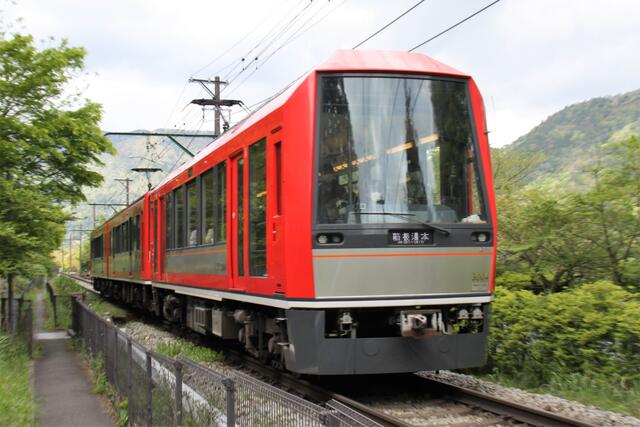 ＨＯゲージ箱根登山鉄道3000形アレグラ号 箱根登山鉄道・3000形「アレグラ号」～眺め最高な電車が来たよ！ 奇抜