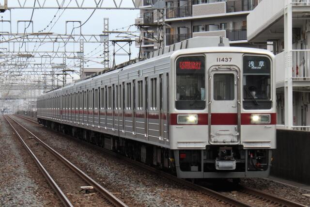 東武 10030系 伊勢崎線 基本4両編成セット 動力付き 取説なし 4306 東武10030系 伊勢崎線 増結4両編成セット(動力なし) [4307