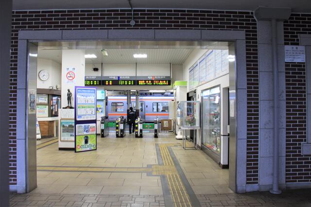 駅zero 中央本線 岡谷駅 中間駅にゼロ番線の怪 カギはjr東海の折り返しにあり まつもとあずさ が3番線にまいります 駅zero 中央本線 岡谷駅 中間駅にゼロ番線の怪 カギはjr東海の折り返しにあり まつもとあずさ が3番線にまいります