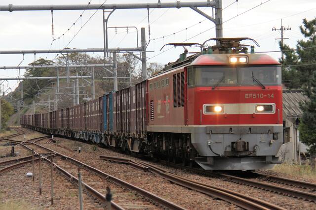 EF510型機関車「Red Thunder」日本海側で大活躍！ : 「まつもとあずさ