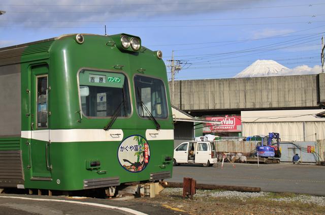 「まつもとあずさ」が3番線にまいります！
	  岳南電車8000形～新年は岳南電車で富士山を観よう！
	コメントトラックバック                        まつもとあずさ＠3番線