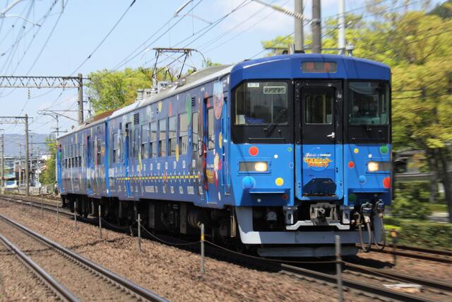 黑白松 阿武隈急行・8100系～「伊達なトレインプロジェクト」は青い編成で登場