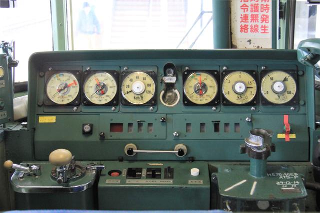 115系 車掌スイッチ 115系運転台の写真・画像素材-Snapmart