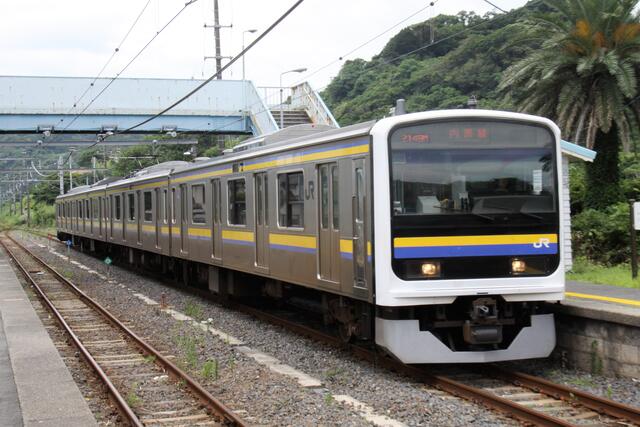 209系2000・2100番台～房総を席捲した209系も後継のE131系に押されがち？ : 「まつもとあずさ」が3番線にまいります！