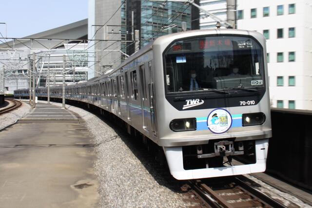 りんかい線・70-000形～全線開業20周年！ でも今日も淡々と走るのだ
