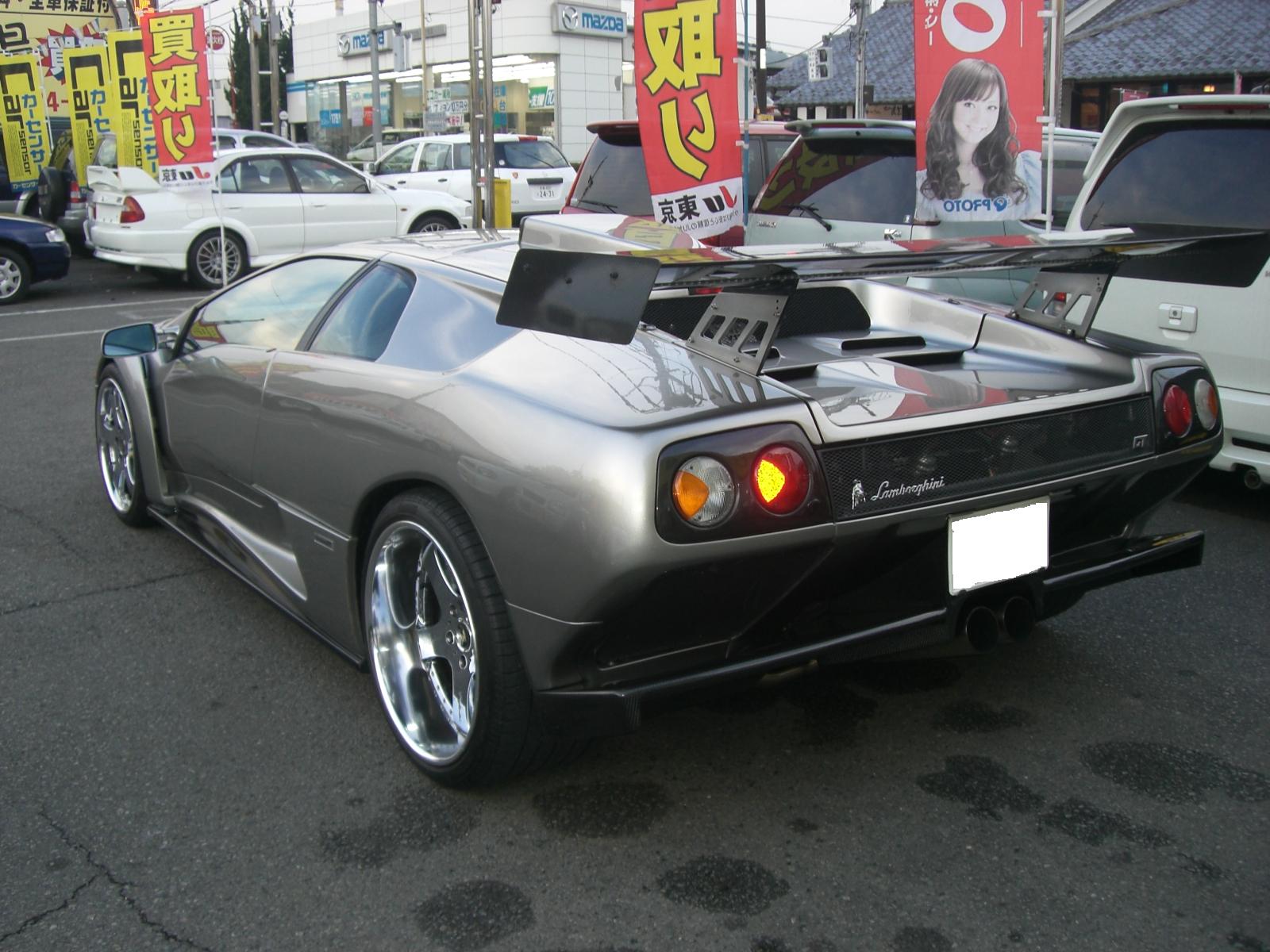 ランボルギーニディアブロgt 自動車修理 車検 鈑金 中古車 国分寺 府中 小金井 多摩
