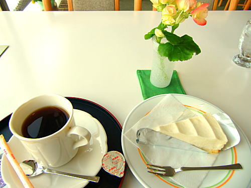 喫茶利用だけなら入館料不要 徳冨蘆花記念文学館 伊香保温泉 ホテル松本楼 公式ブログ