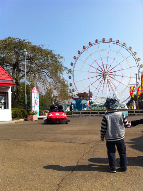 2歳1ヶ月の子供と行く 渋川スカイランドパーク 伊香保温泉 ホテル松本楼 公式ブログ