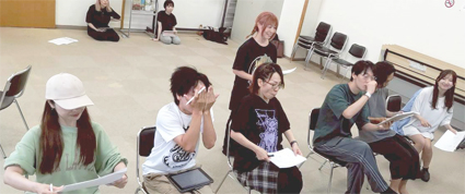 ⑧