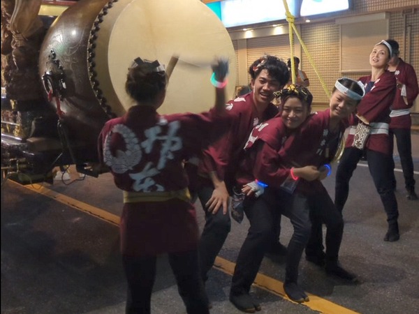 25-12-04-00-25-22-799_deco