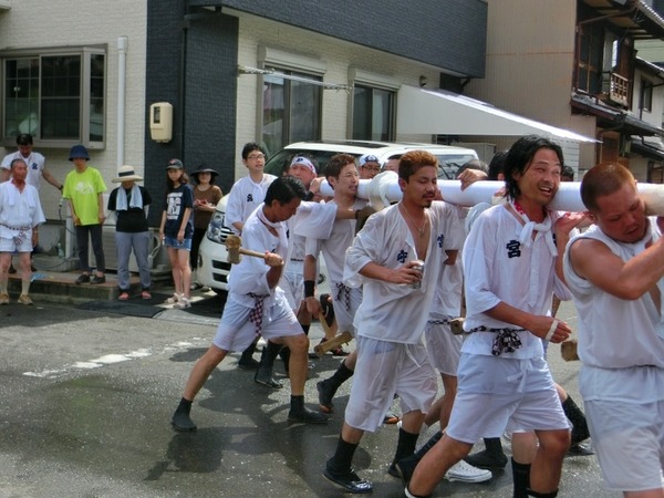 [画像:12a50778-s.jpg]