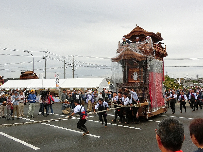 19 武豊町 第６回武豊ふれあい山車まつり 神社前2f特設祭事場