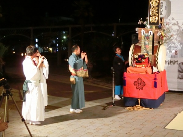 [画像:289d552c-s.jpg]