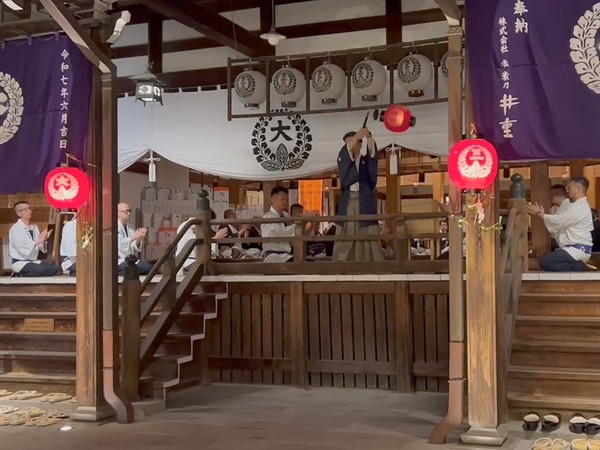 25-11-09-21-27-45-752_deco