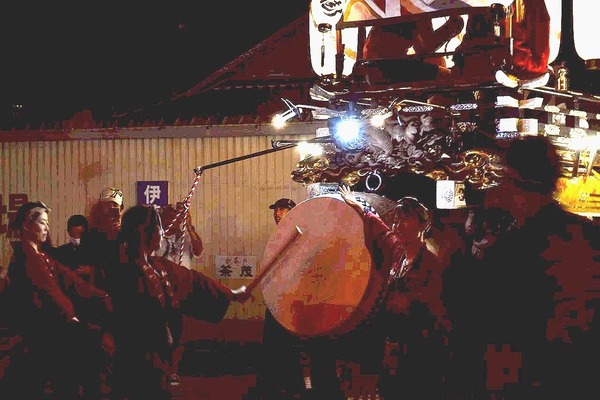 25-12-06-03-41-25-758_deco