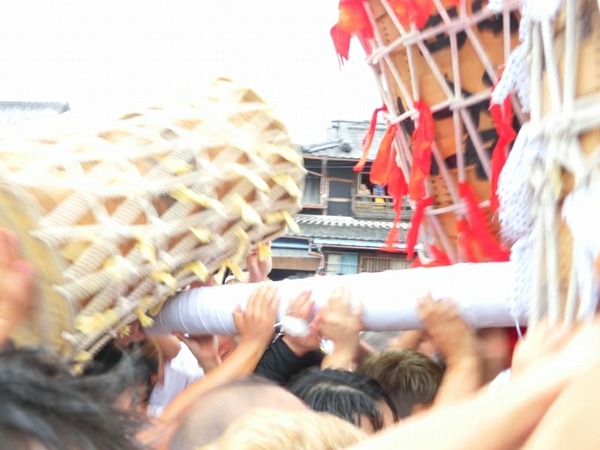 [画像:5766373f-s.jpg]