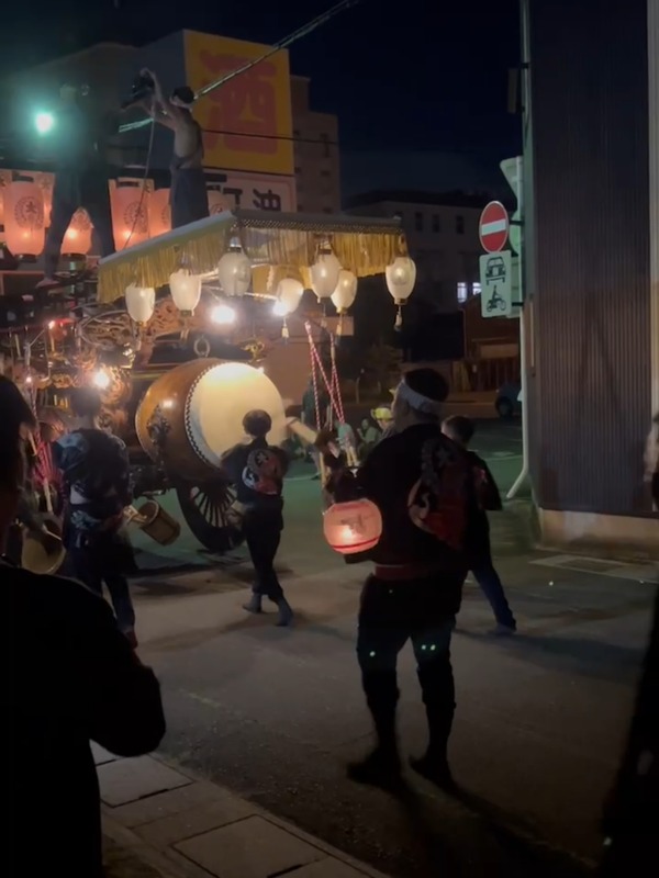 23-09-06-01-22-33-202_deco