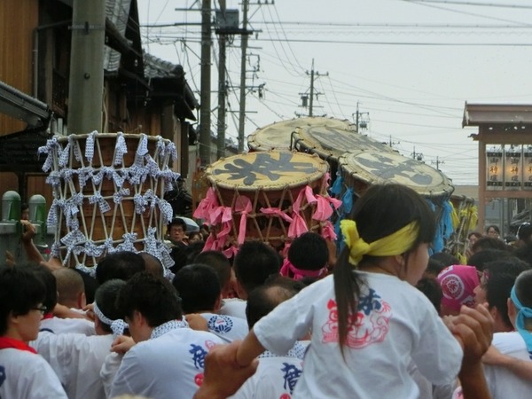 [画像:695837ca-s.jpg]