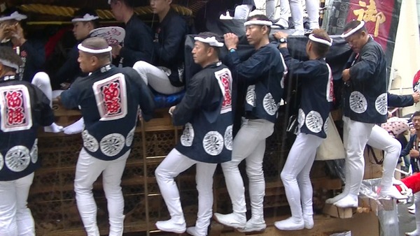 [画像:6f8bad18-s.jpg]