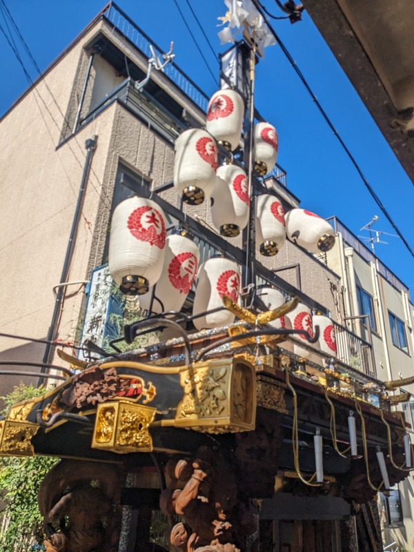 mitenee4d0eefe-b35a-4b2e-890a-96f5276cc3ef