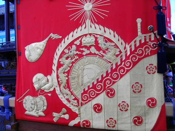 22-02-22-02-15-02-052_deco