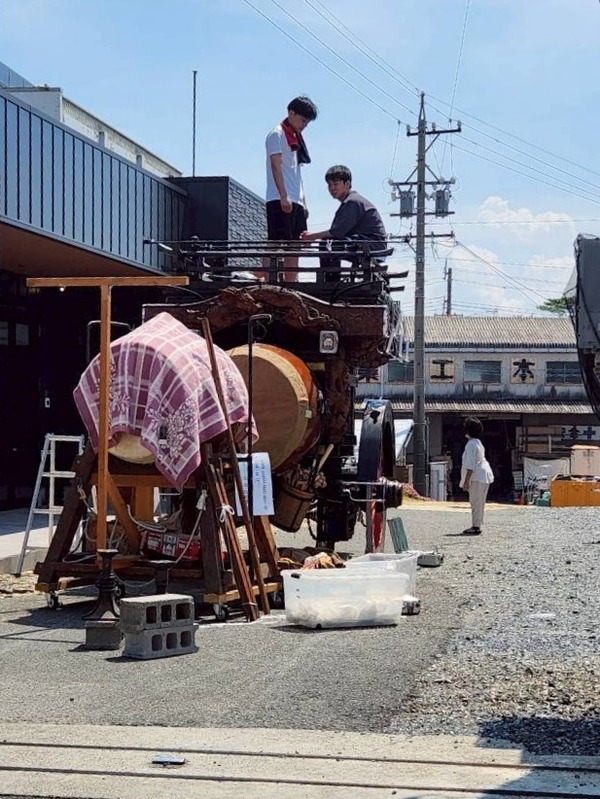 25-12-12-02-08-47-803_deco