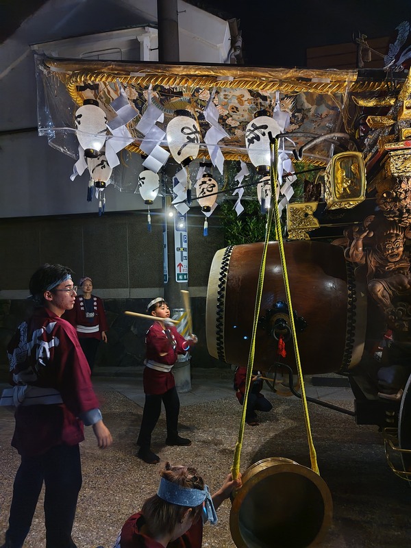 mitenecc106f7f-290f-4418-8c75-d26d16590f18