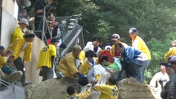 04708_Capture