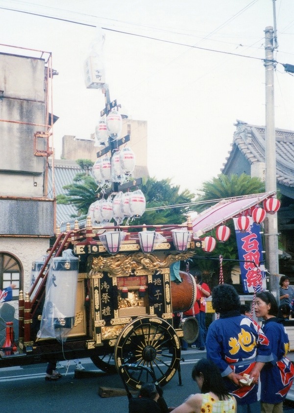 img437