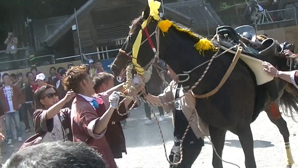 04715_Capture