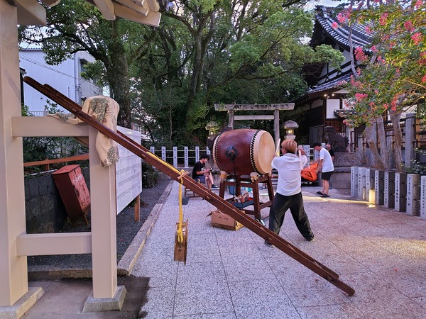 25-12-15-02-10-46-181_deco