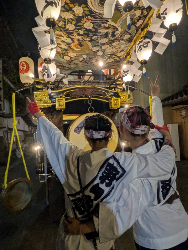 miteneabb6e81d-c02c-44e1-beb3-b7fc65a7599f