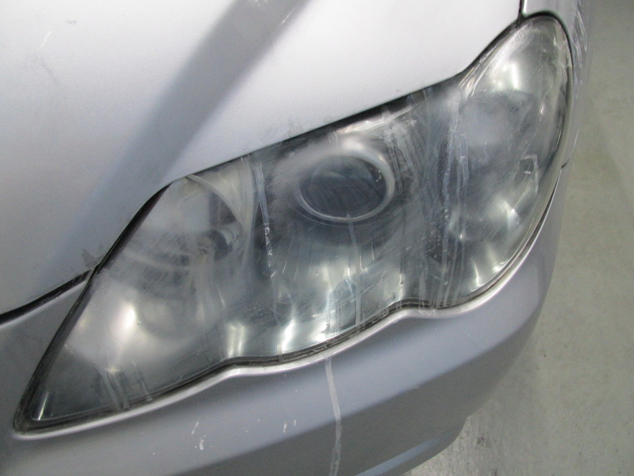 トヨタ マークx ヘッドライト磨きコーティング 埼玉県 越谷市 カーディテイリングショップ K Mカーリフレッシュ