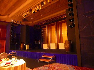 ���ơ���