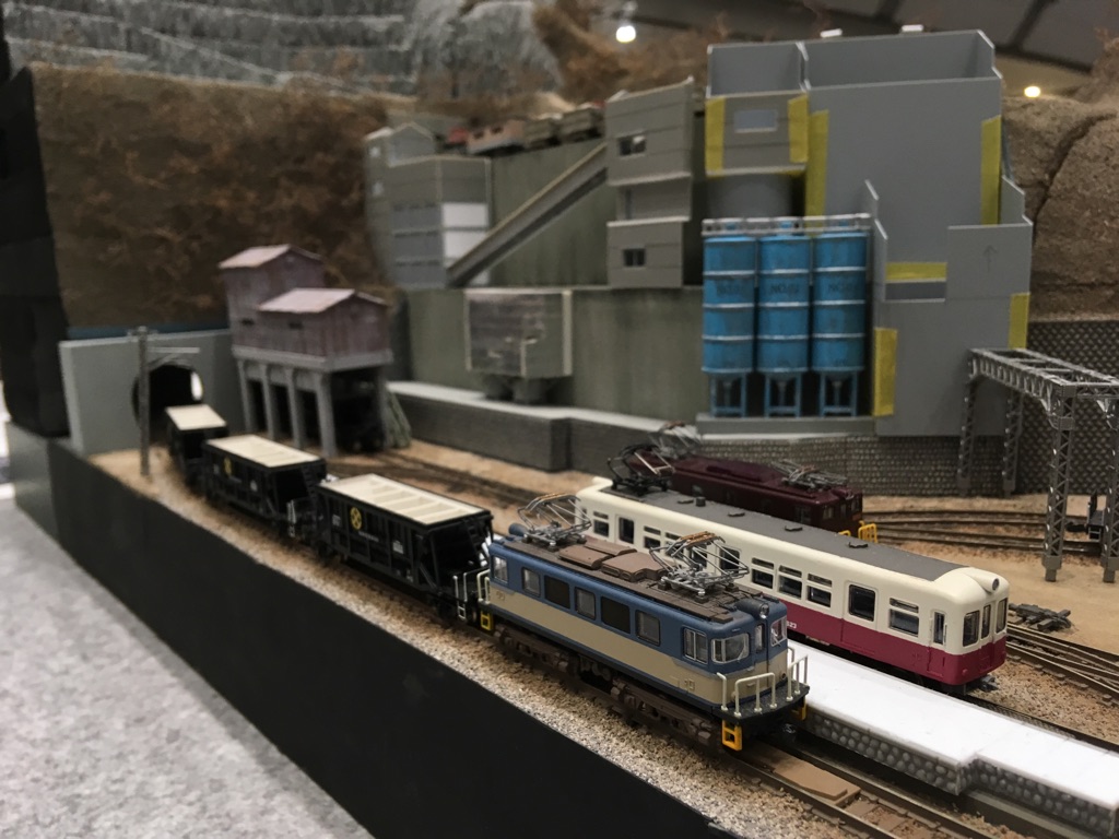 HOナロー9mm 鉱山レイアウト 鉱山風ミニミニレイアウト」（車輌付き） 超ミニレイアウト 9mm